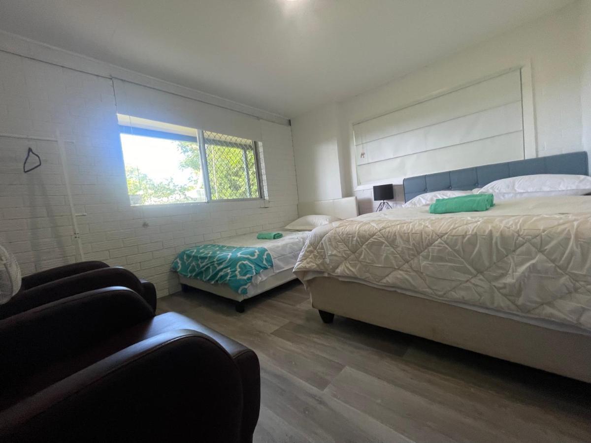 Yny Guest House Waterford Bagian luar foto
