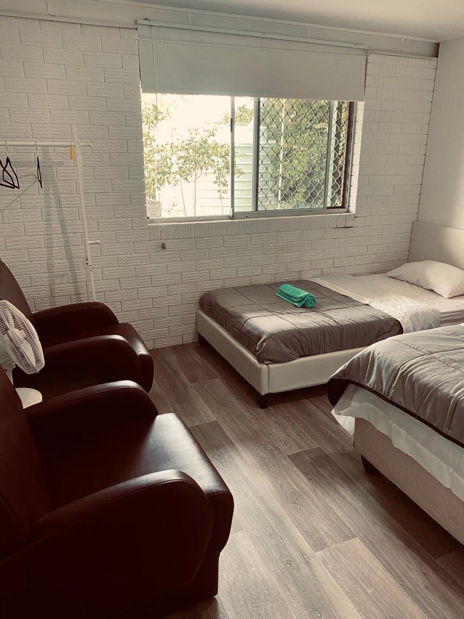 Yny Guest House Waterford Bagian luar foto