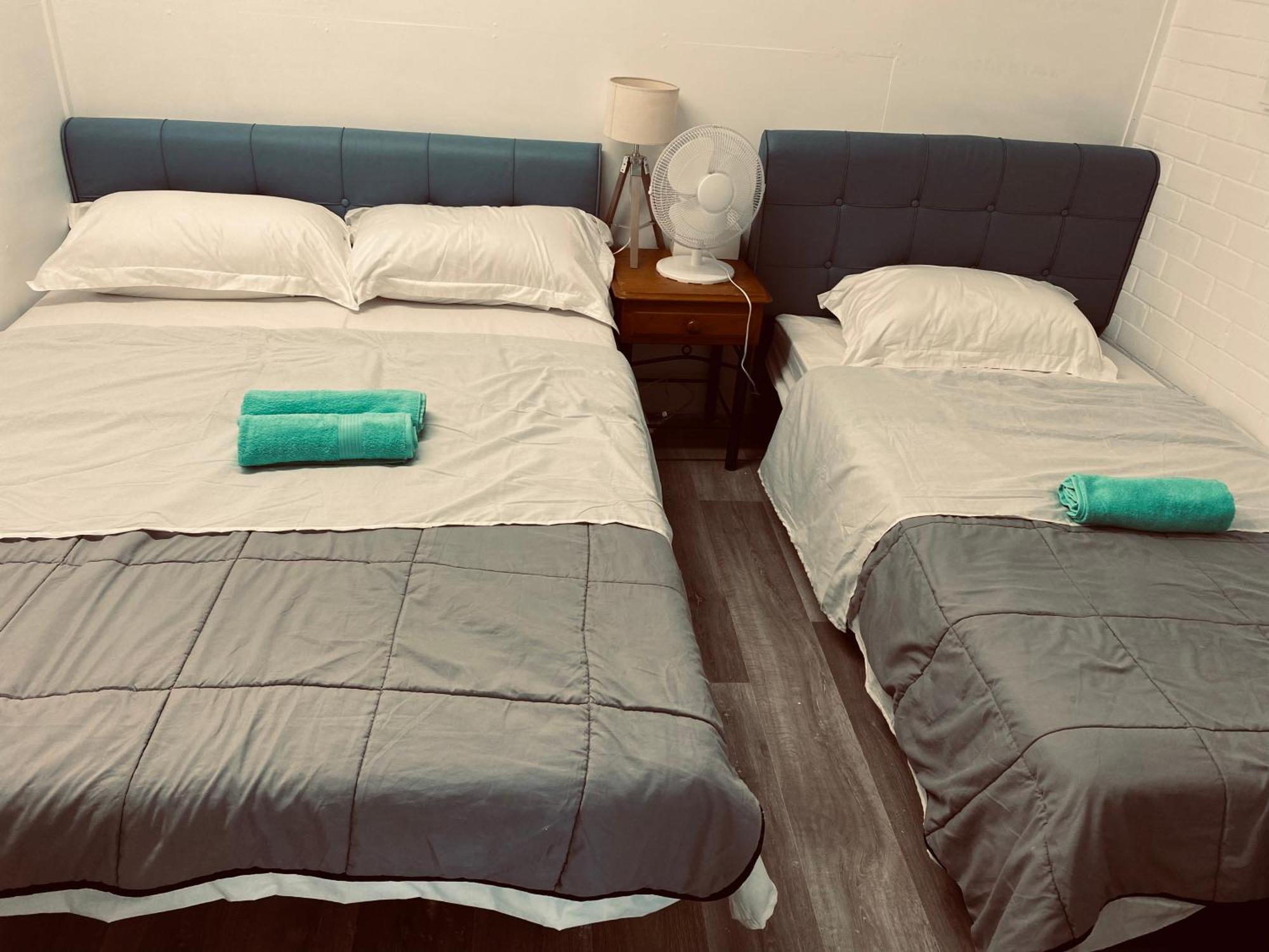 Yny Guest House Waterford Bagian luar foto