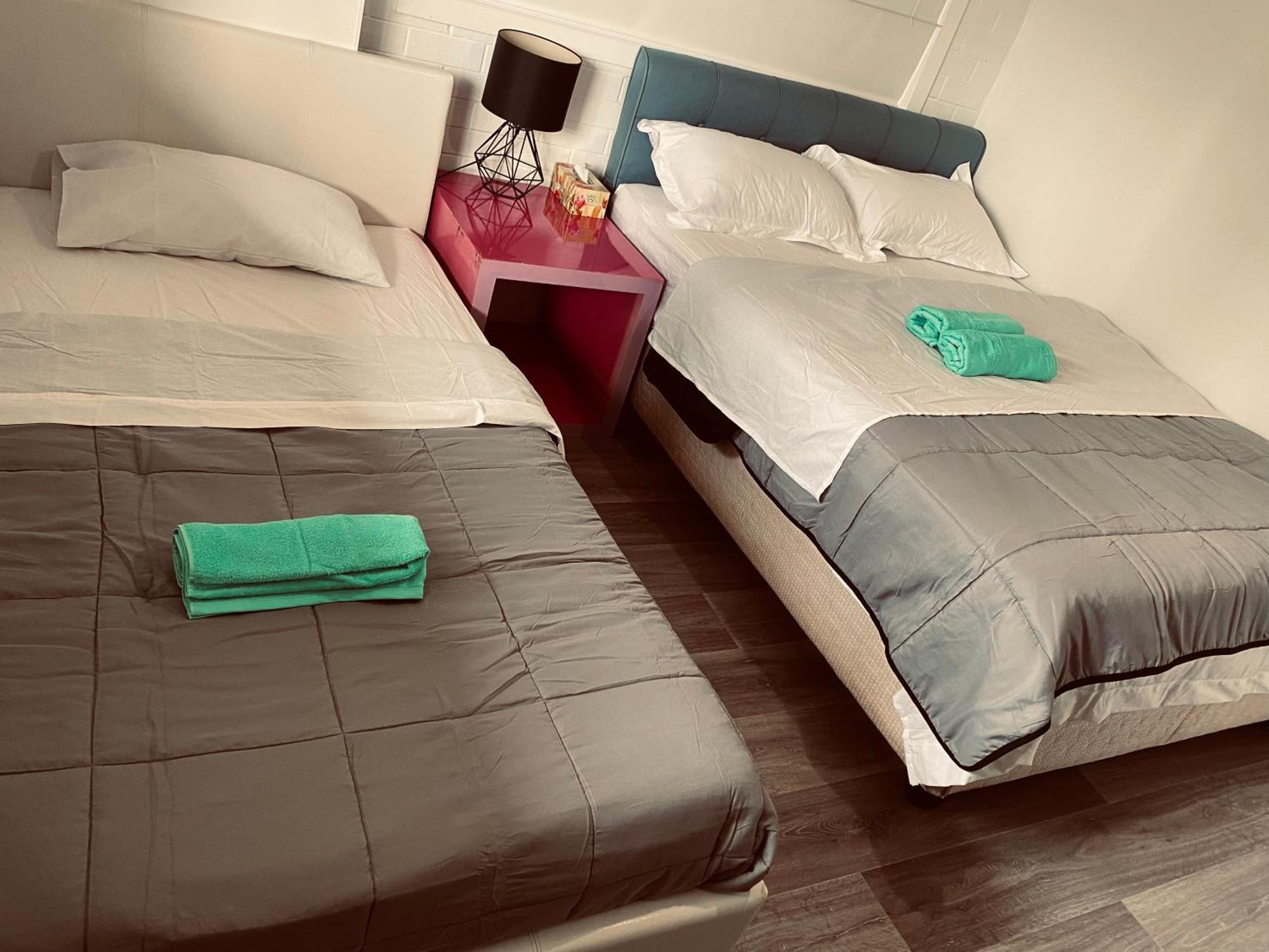 Yny Guest House Waterford Bagian luar foto
