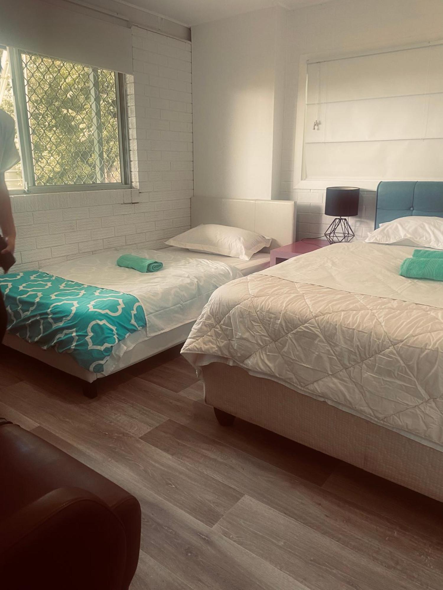 Yny Guest House Waterford Bagian luar foto