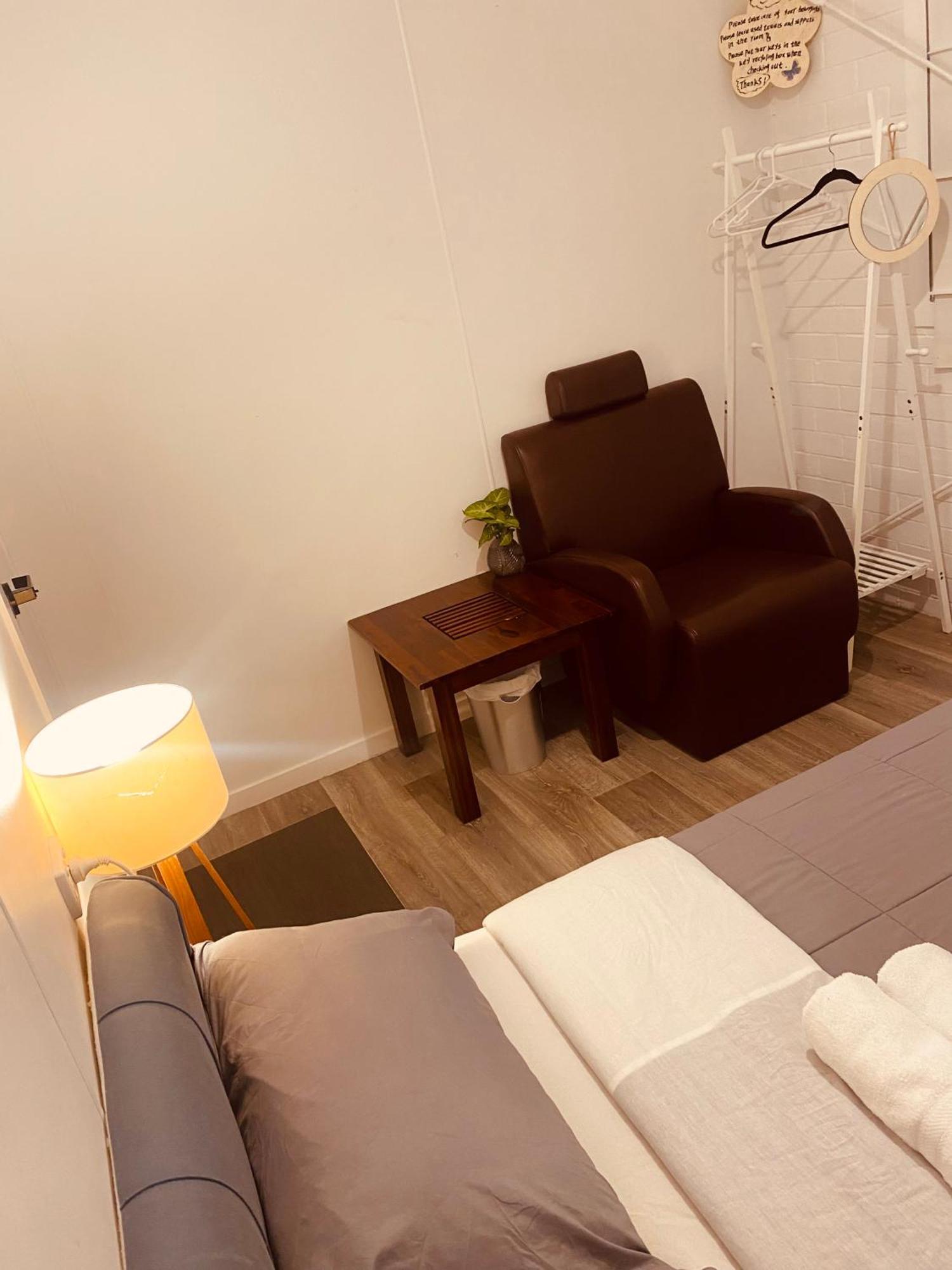Yny Guest House Waterford Bagian luar foto